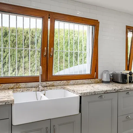 Mariposa Villa Nerja